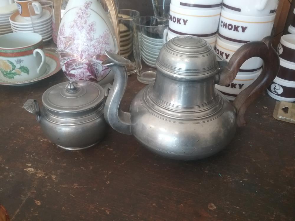 THEIERE ET SUCRIER ETAIN