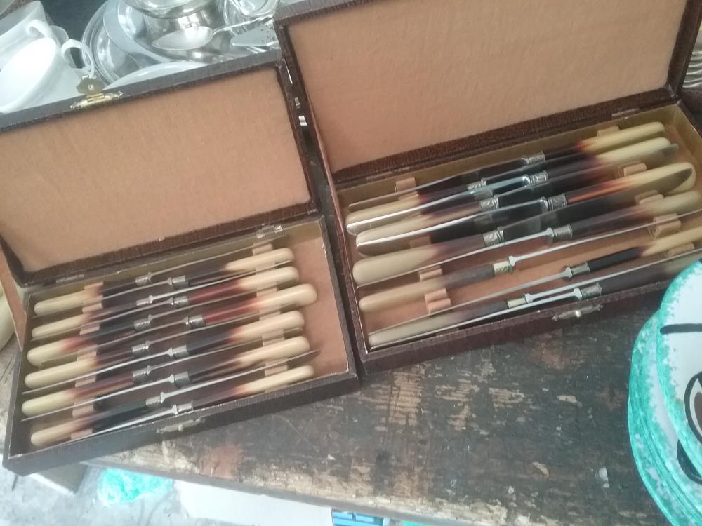 SERVICE DE 23 COUTEAUX