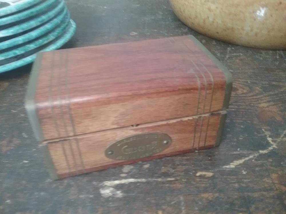 PETITE BOITE A THE INDIENNE