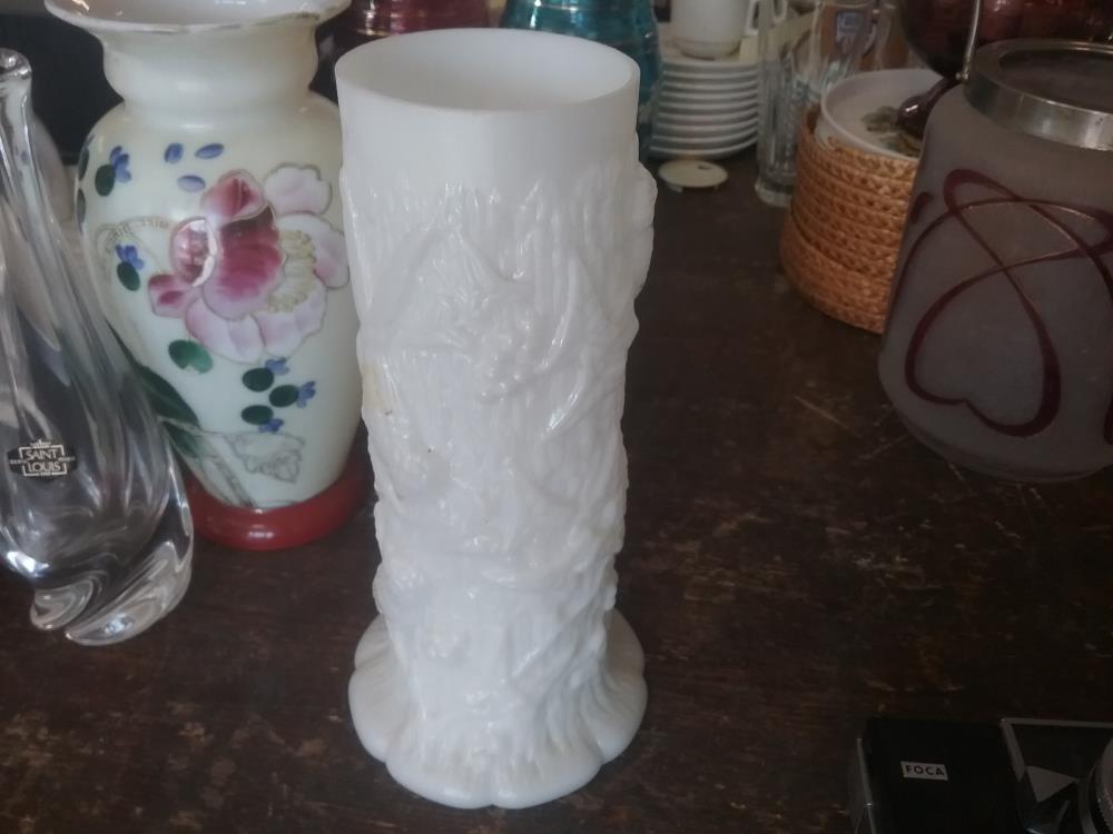 VASE OPALINE BLANC