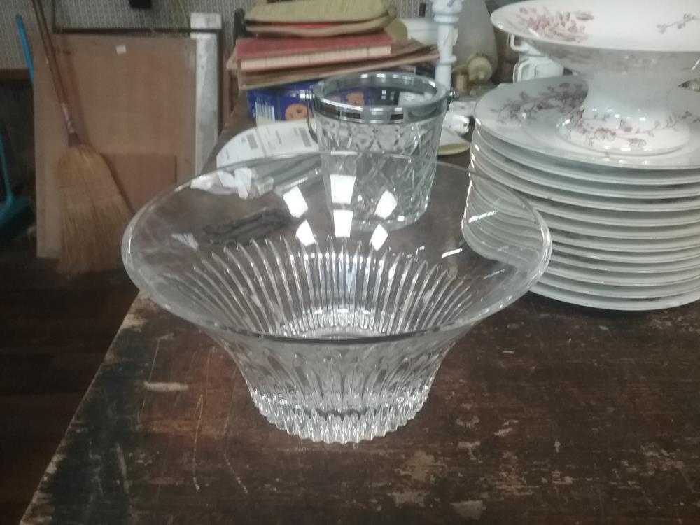 COUPE A FRUIT CRISTAL