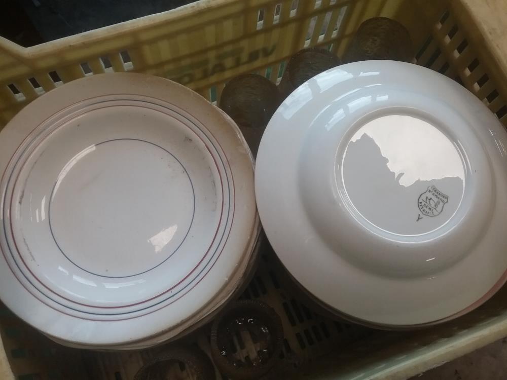 2 ASSIETTES ST AMAND TRICOLORE
