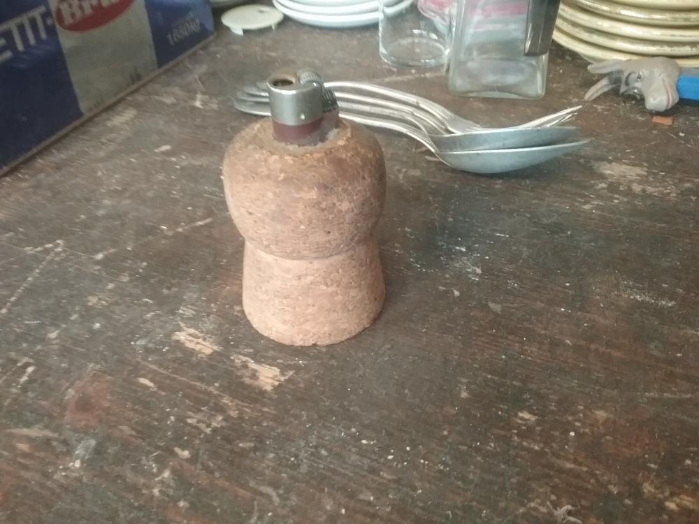 BOUCHON BRIQUET MERCIER