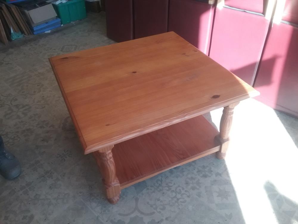 TABLE BASSE 