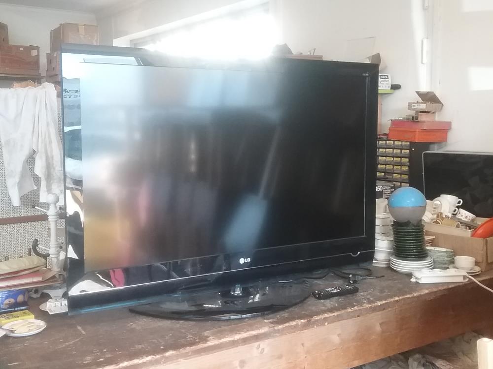 TELEVISION LG