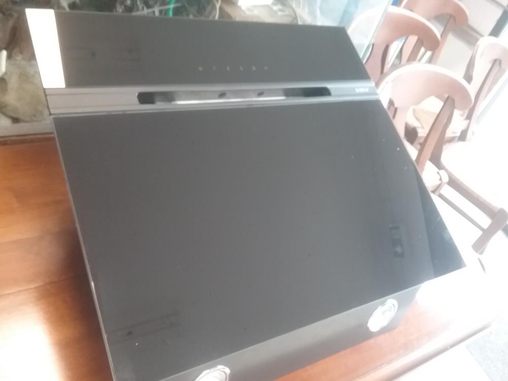 HOTTE ELICA NOIRE MURALE NEUVE