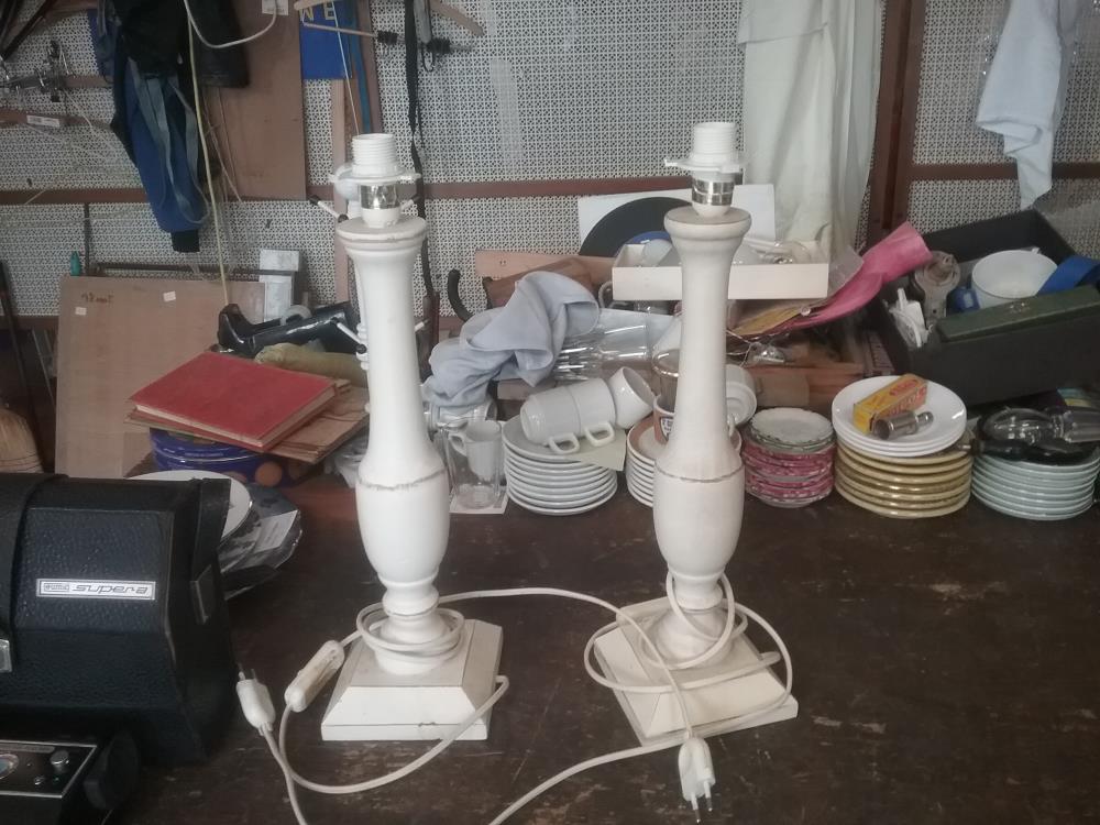 PIED DE LAMPE PATINE