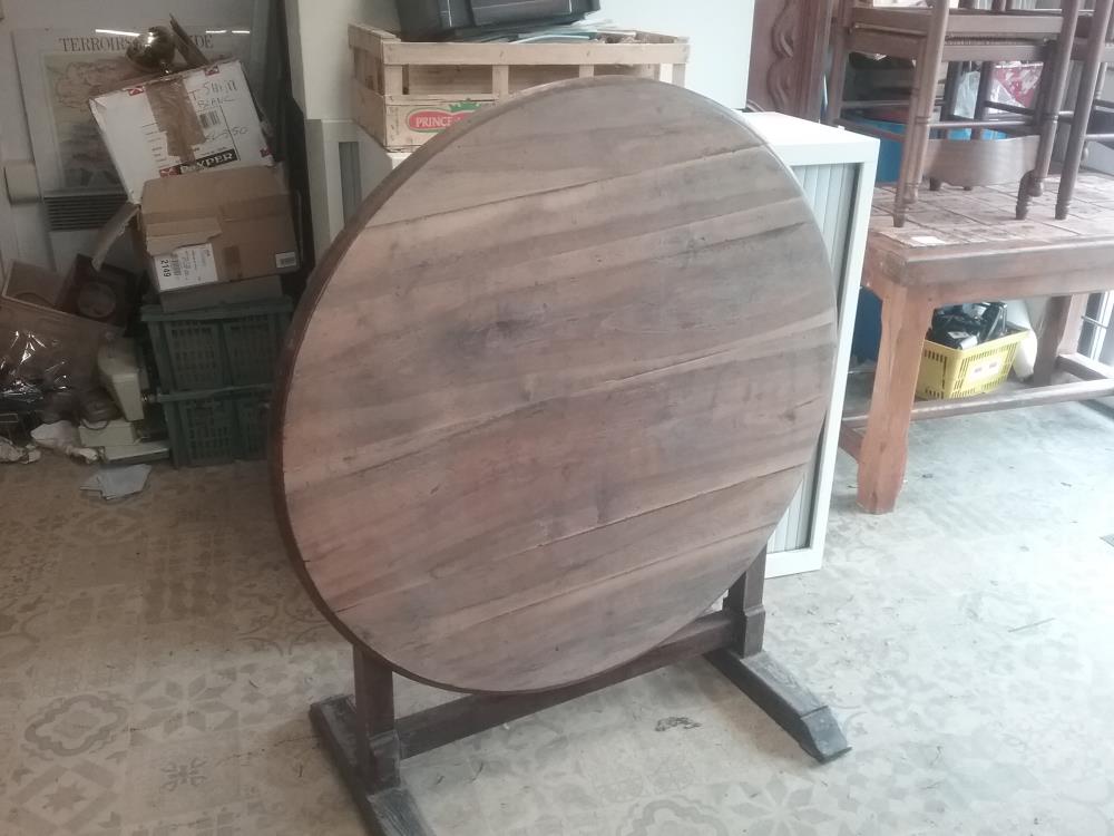 TABLE VIGNERONE ANCIENNE