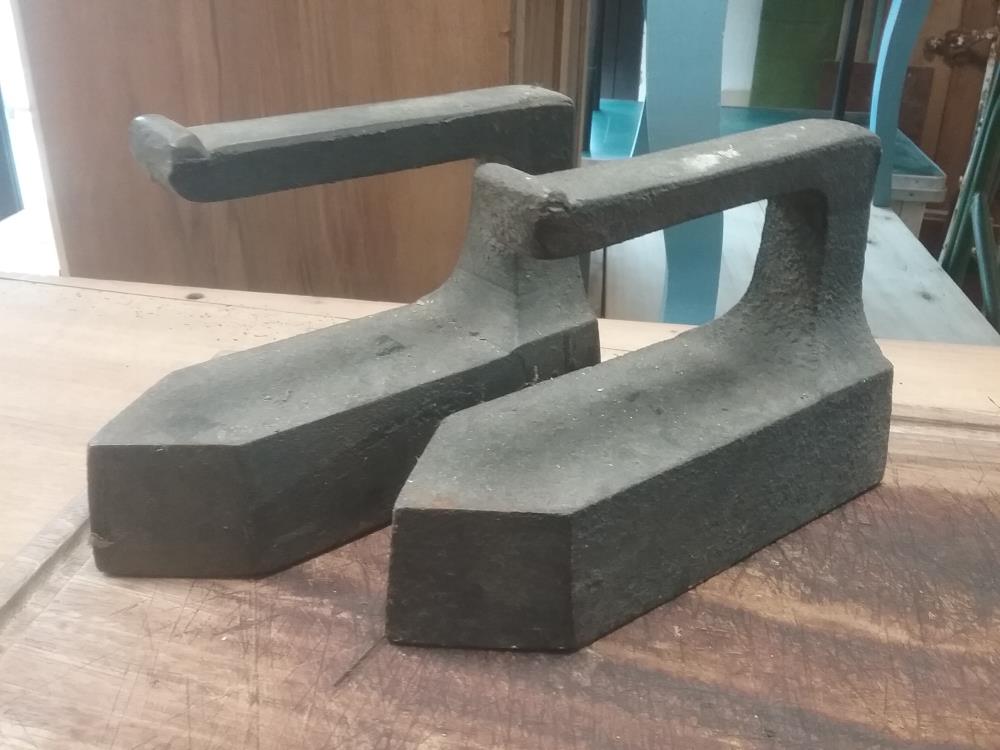 GRAND FER A REPASSER 7