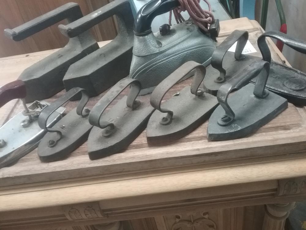 FER A REPASSER ANCIEN