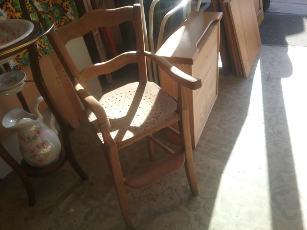 CHAISE HAUTE ANCIENNE