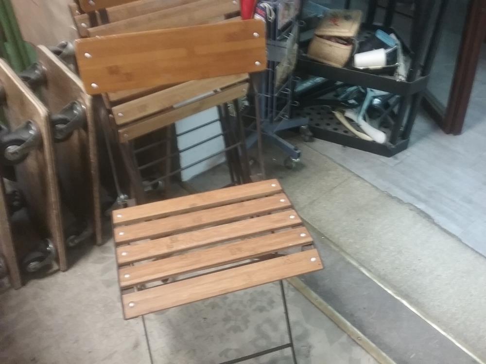 4 CHAISES JARDIN PLIANTES 