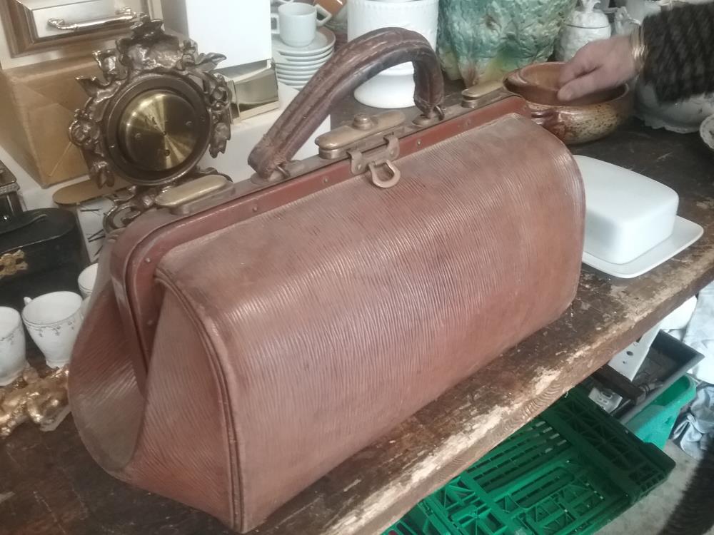 VALISE  DOCTEUR 