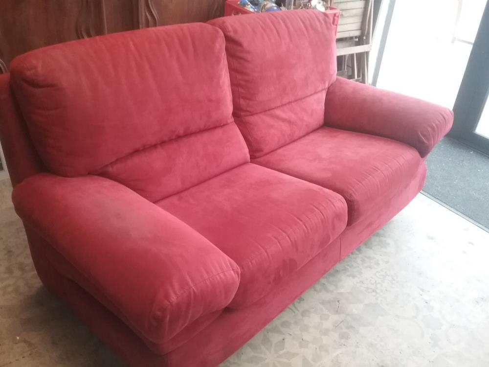 CANAPE ROUGE MICROFIBRES