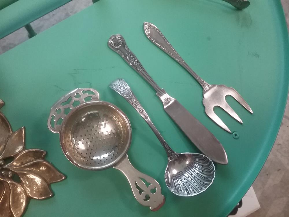 4 COUVERTS MA ANGLAIS