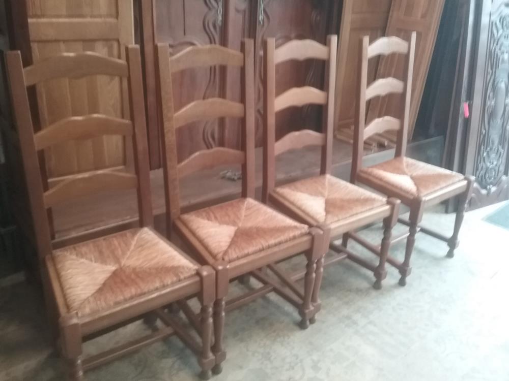 4 CHAISES PAILLEES