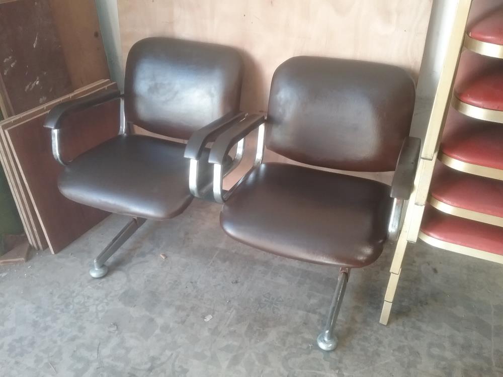 2 FAUTEUILS ATTENTE 70'S