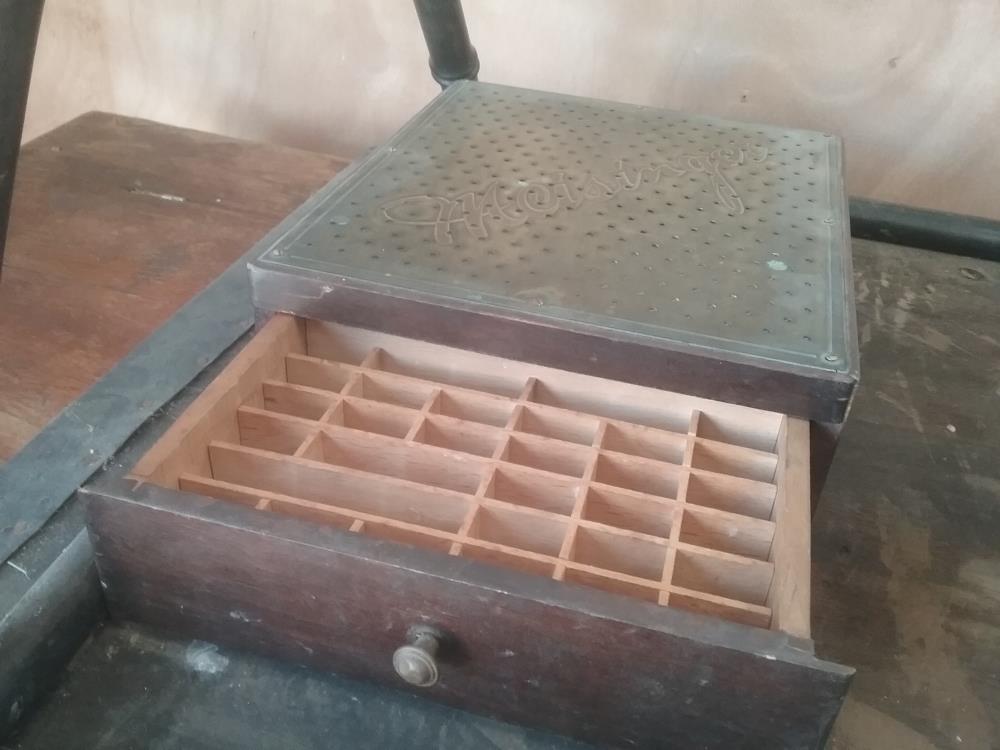 BOITE ANCIENNE MEISEINGER