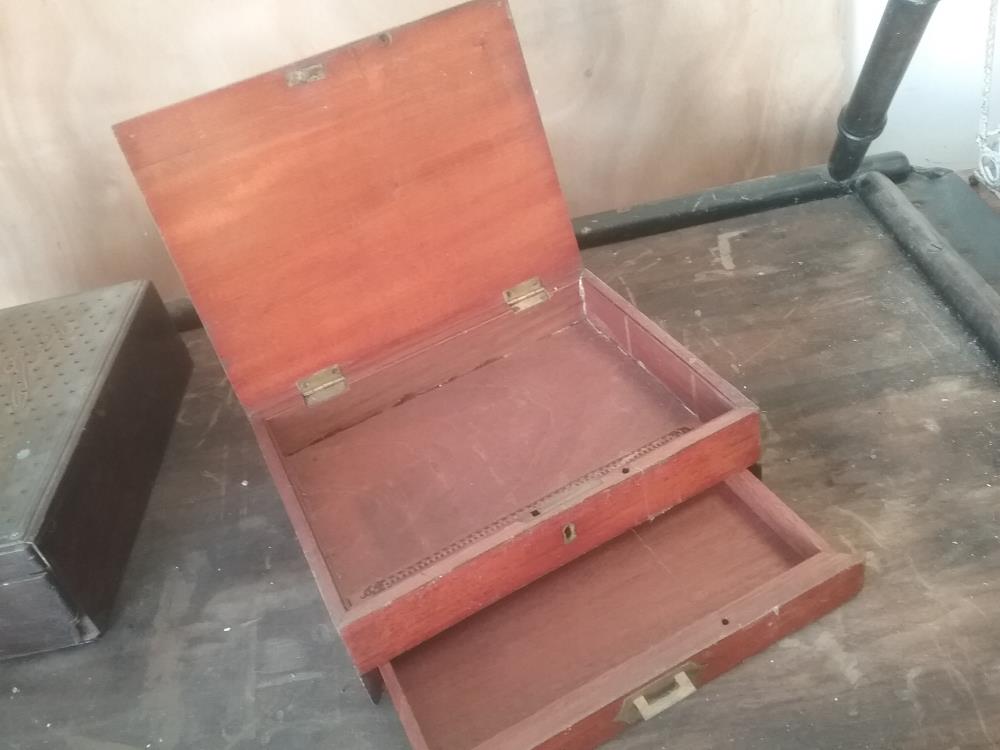 BOITE A TABAC REEVES AND SONS