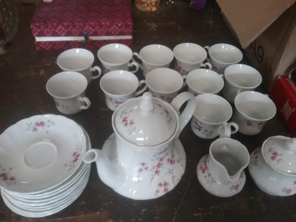 SERVICE A CAFE BAVARIA