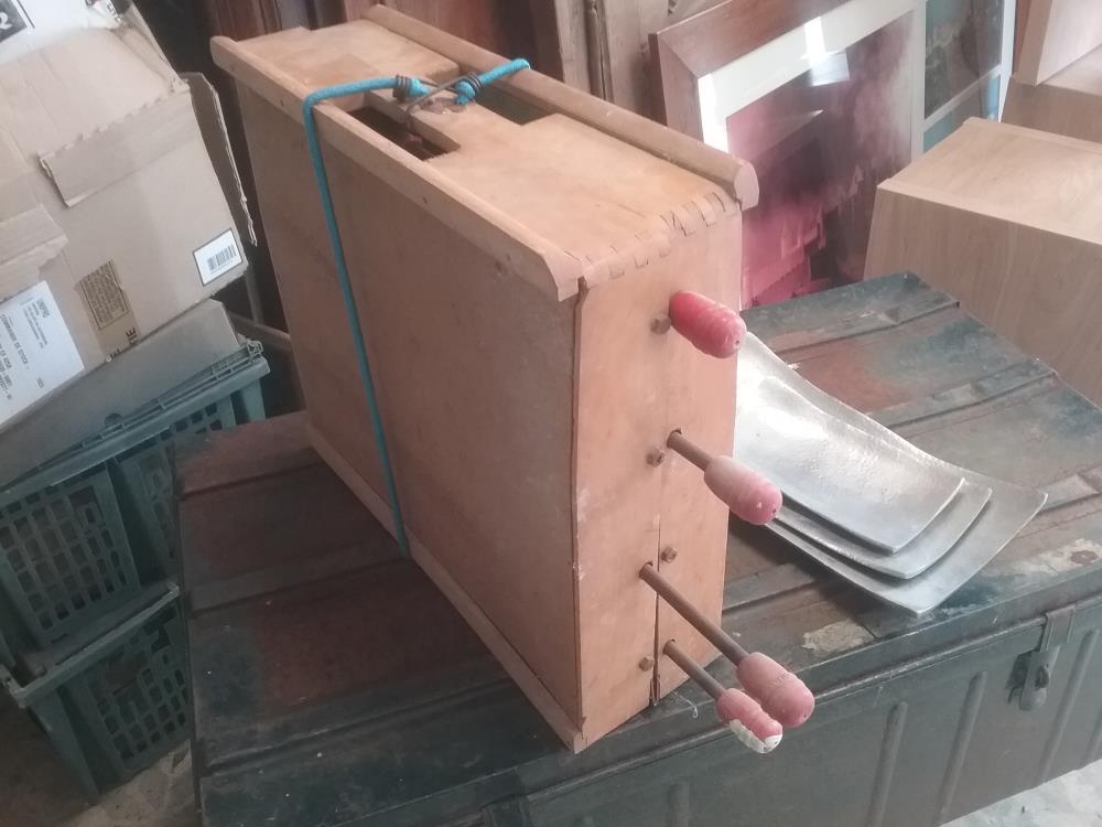 BABY FOOT DE TABLE ANCIEN 