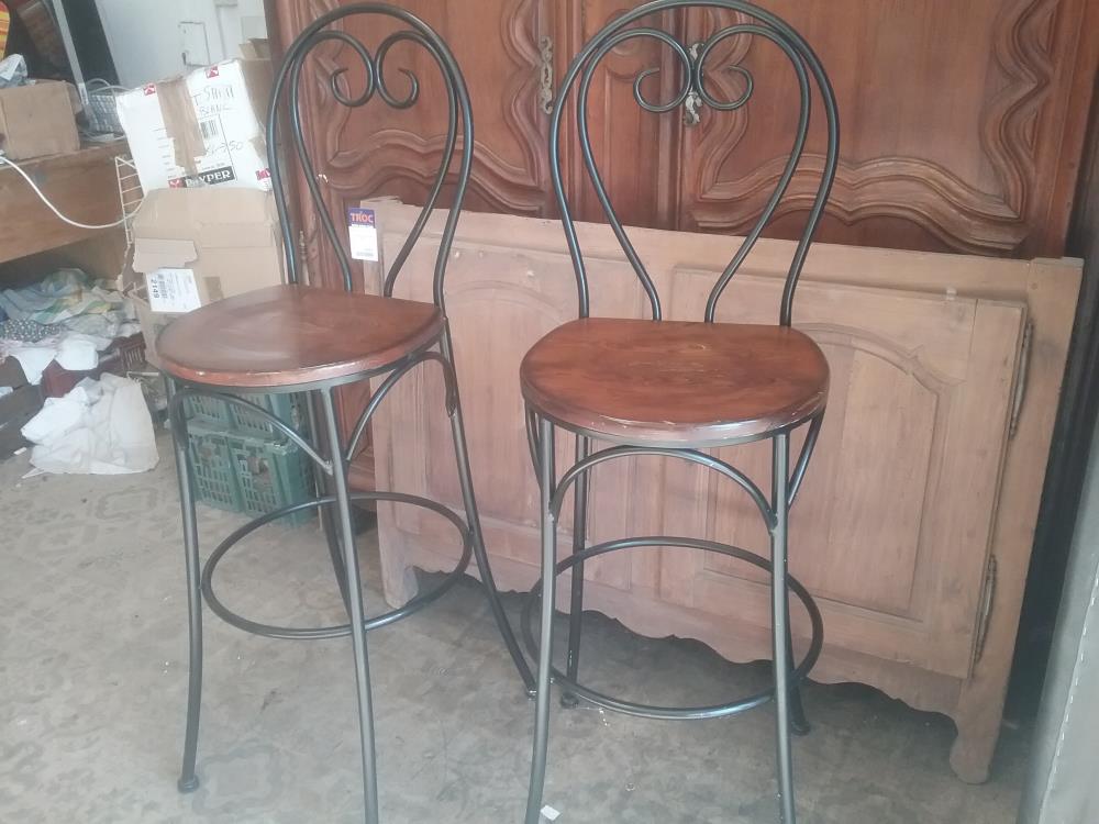 TABOURET DE BAR BOIS ET METAL