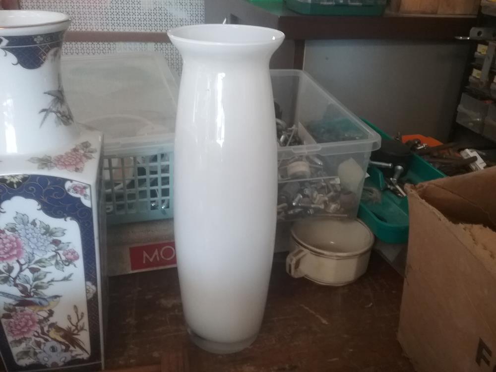 VASE BLANC 