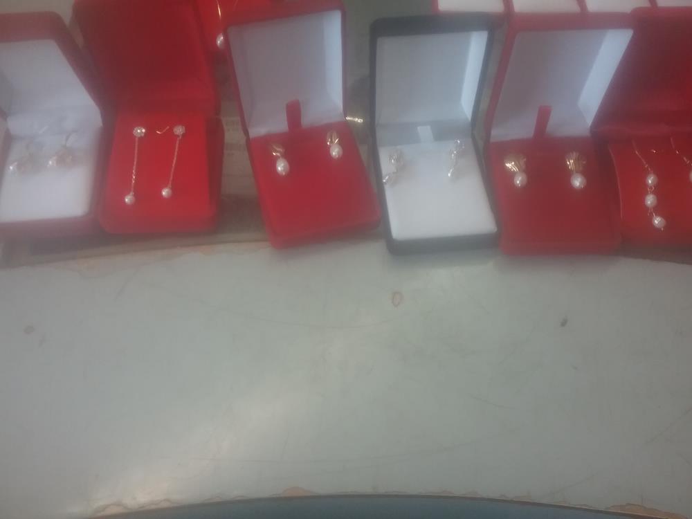 COFFRET BOUCLES D'OREILLES PERLE