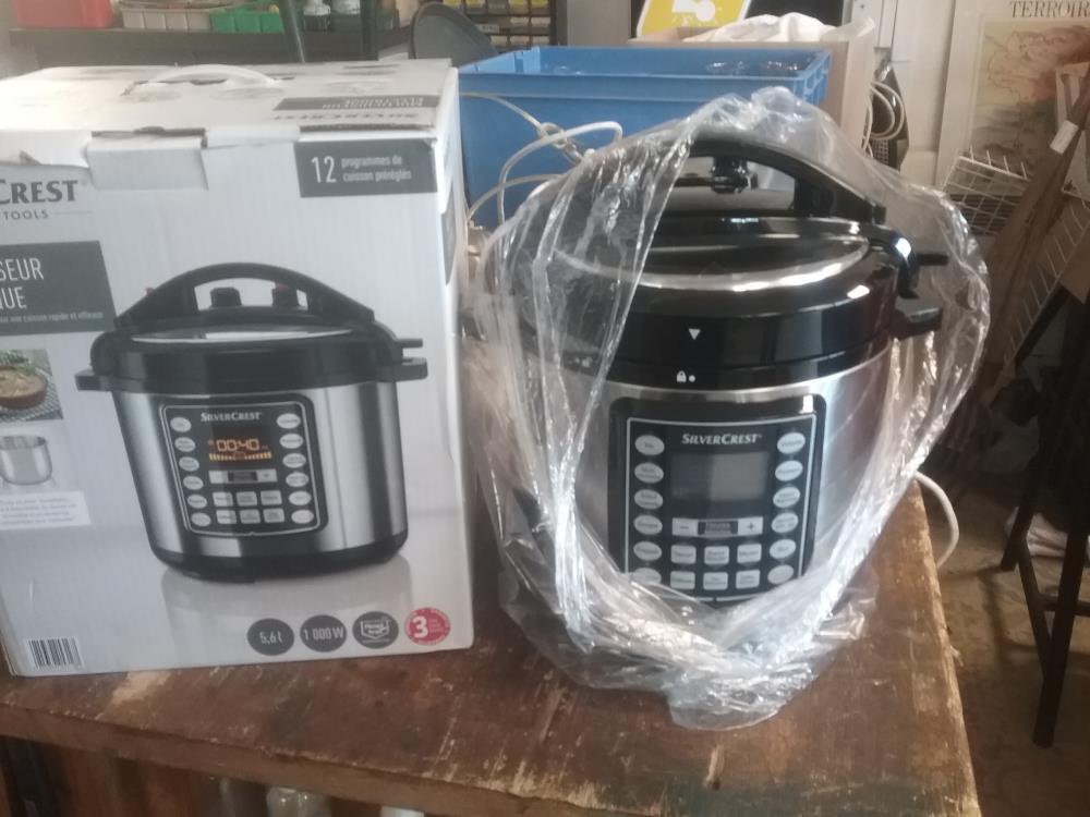 MULTICUISEUR SILVERCREST 