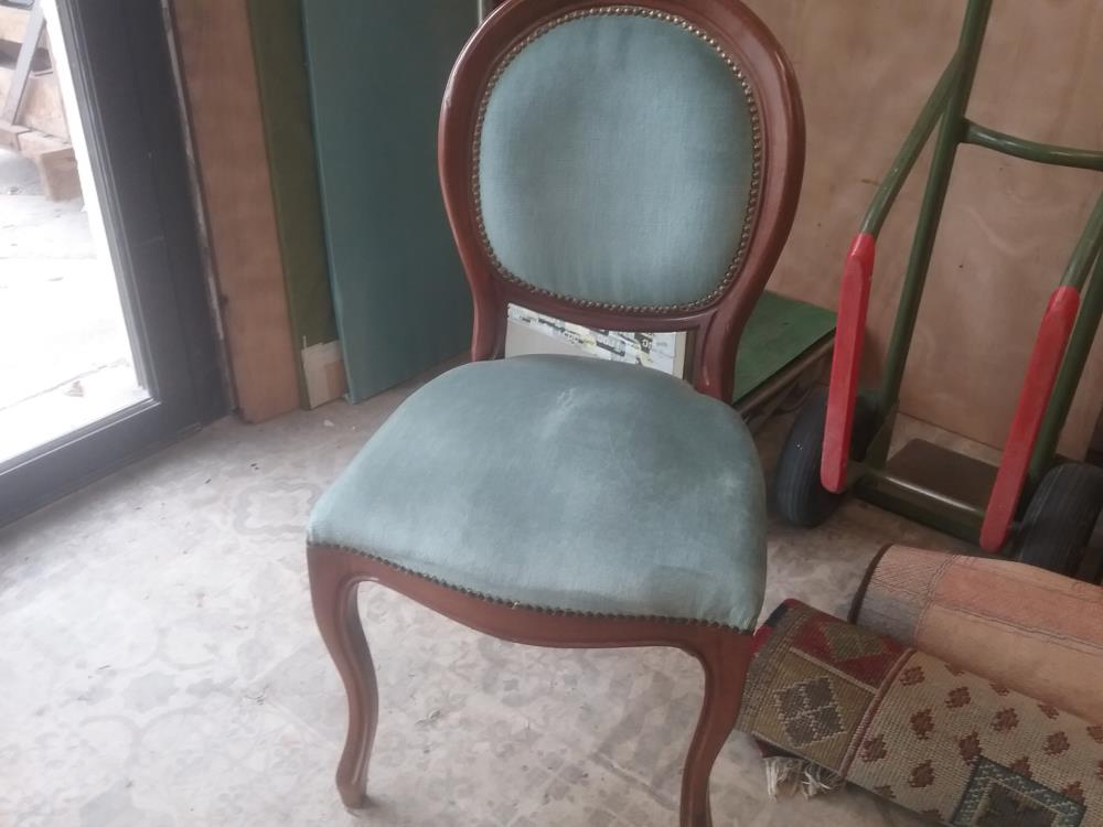 CHAISE MEDAILLON BLEU