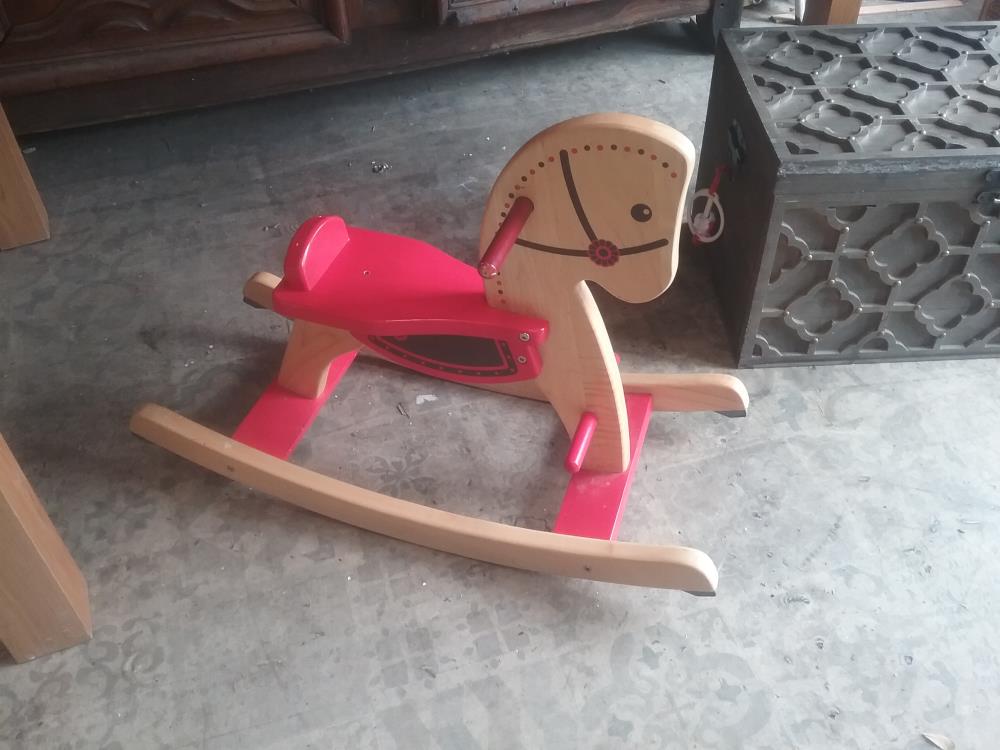 CHEVAL A BASCULE IKEA