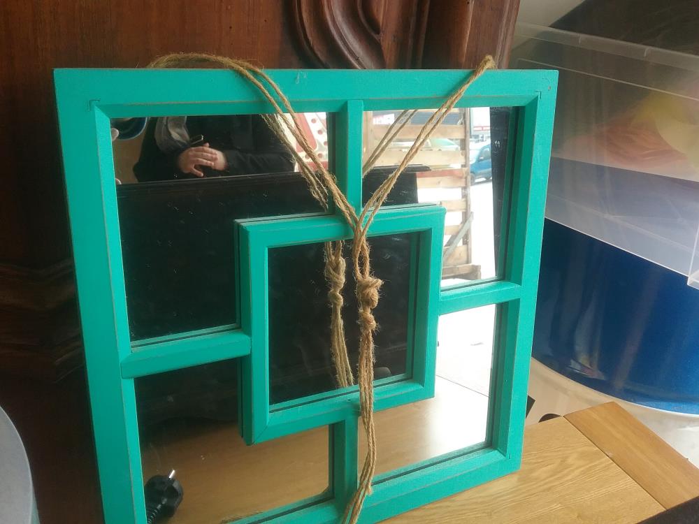 MIROIR VERT