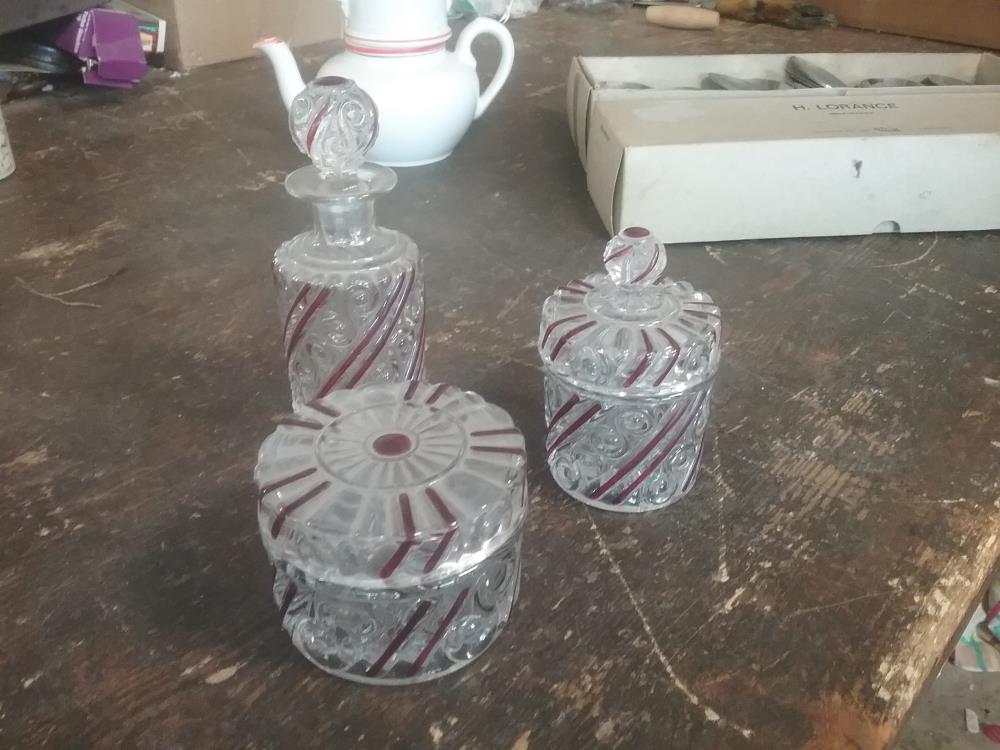 NECESSAIRE SDB VERRE