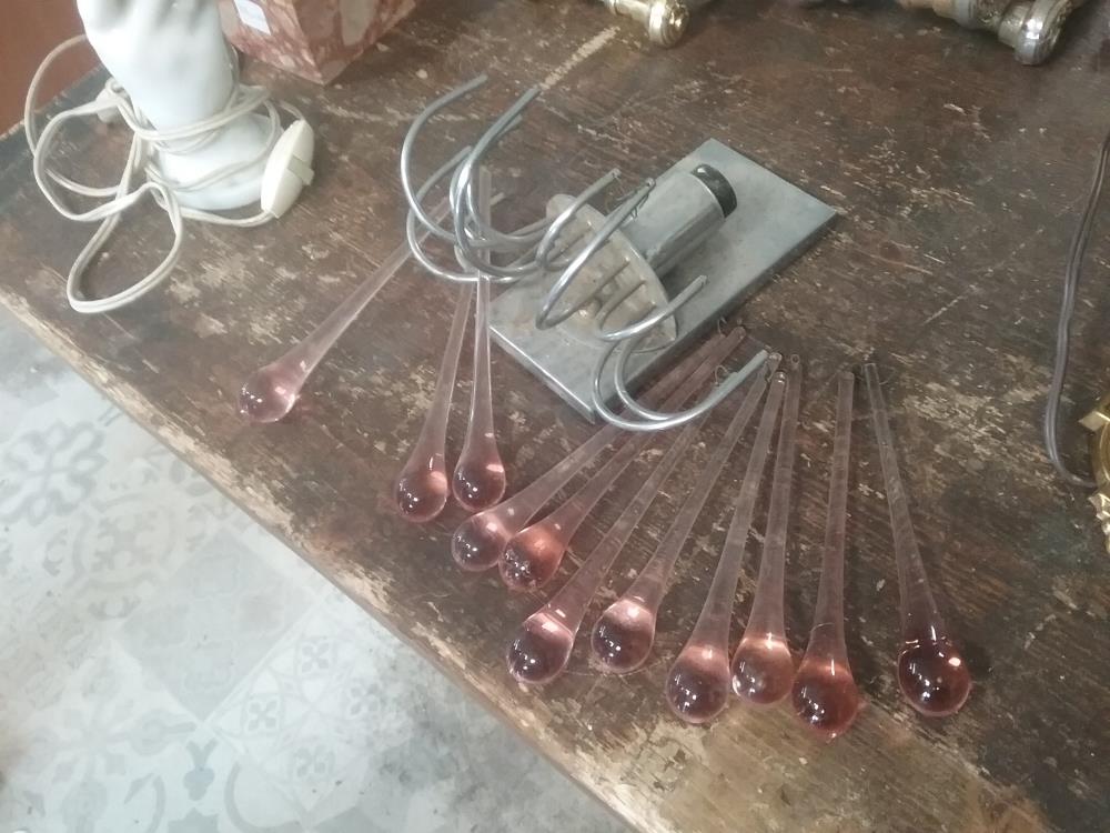 APPLIQUE MURALE GOUTES ROSES