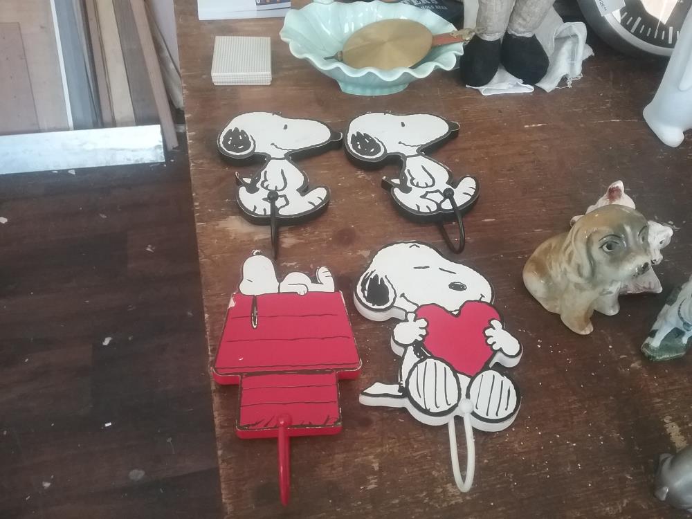 CROCHET MURAL SNOOPY