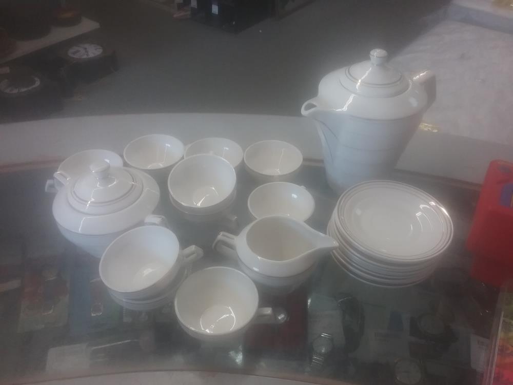 SERVICE CAFE PORCELAINE 