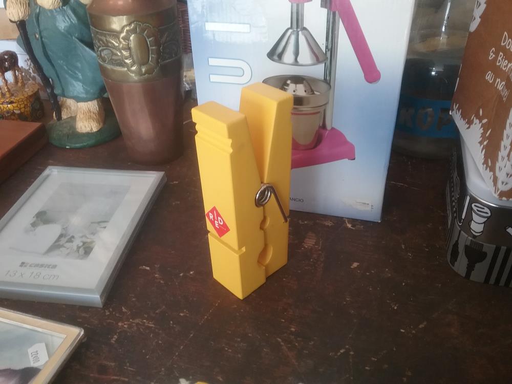 PINCE A LINGE GM DECO