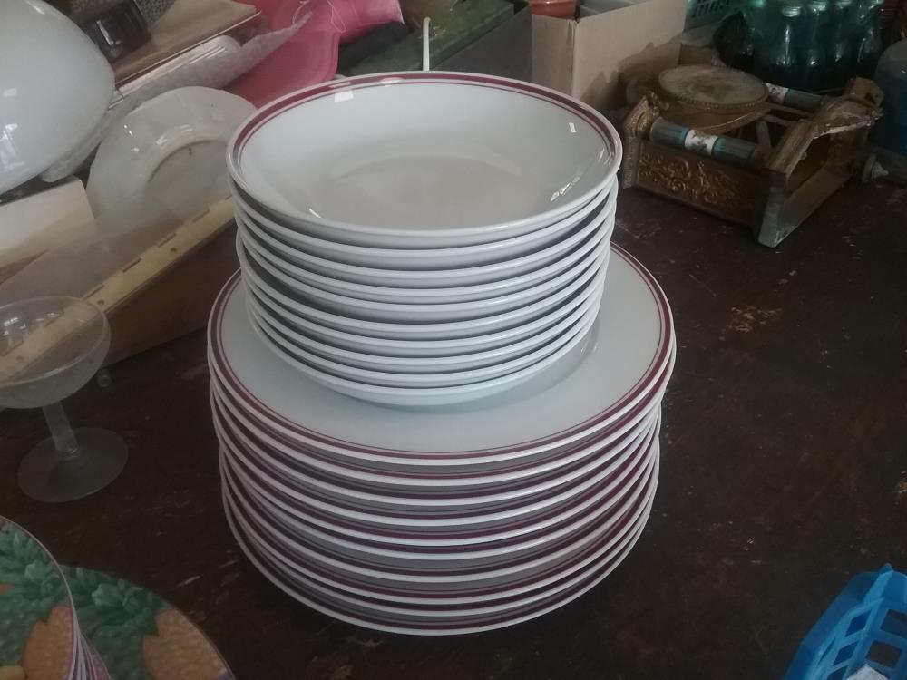 SERVICE 20 ASSIETTES GUY DEGRENNE