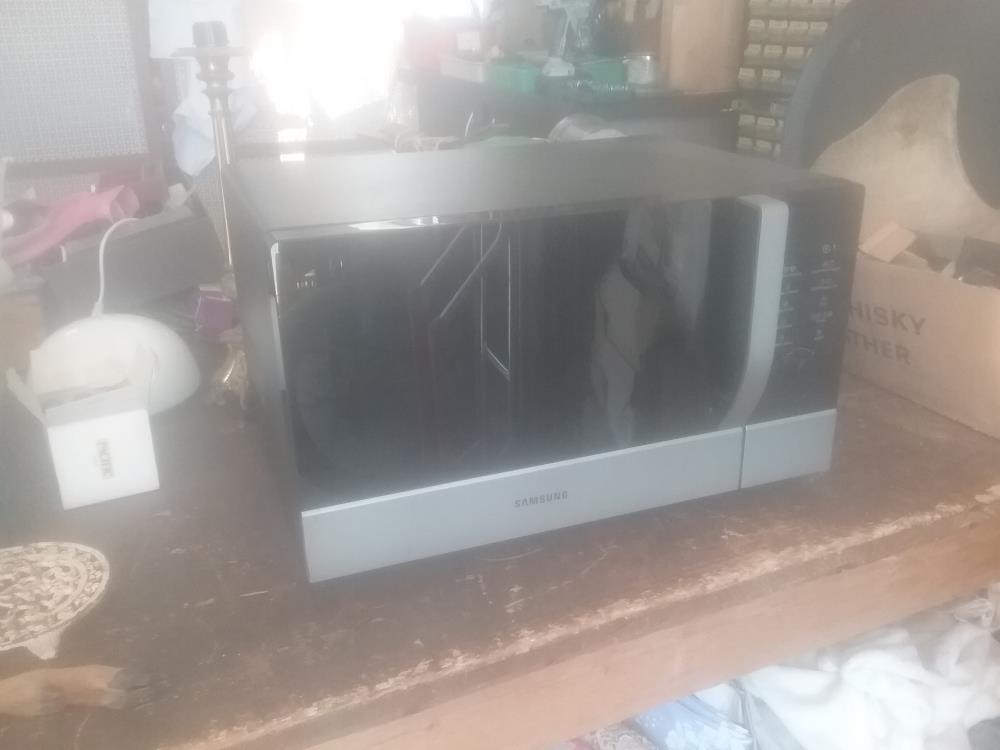 FOUR MICRO ONDE SAMSUNG 