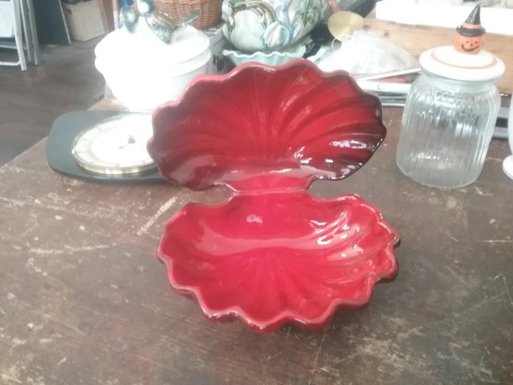 COQUILLE ROUGE CERAMIQUE