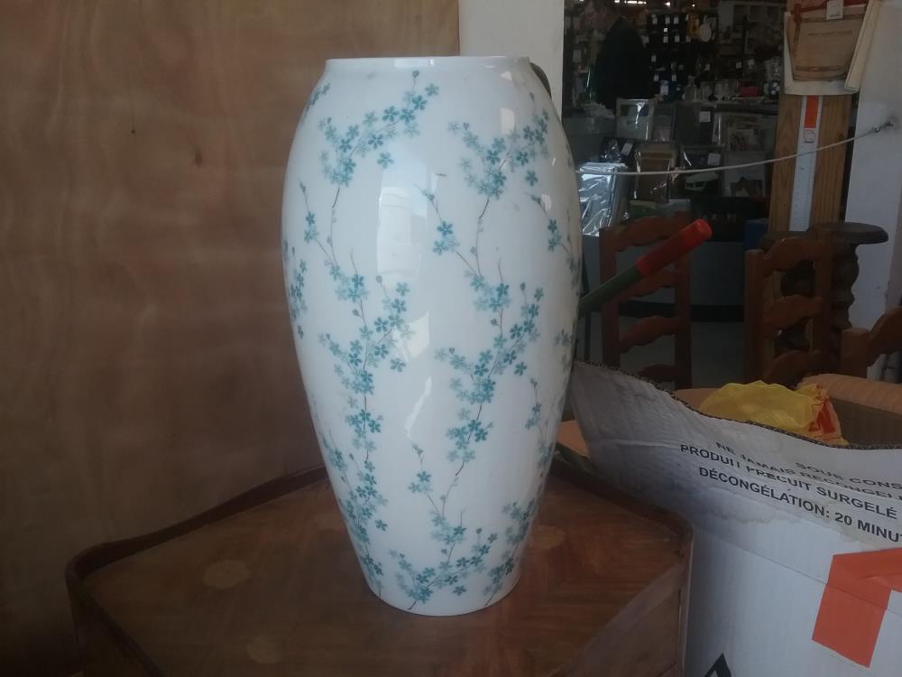 VASE GIRAUD MIMOGES