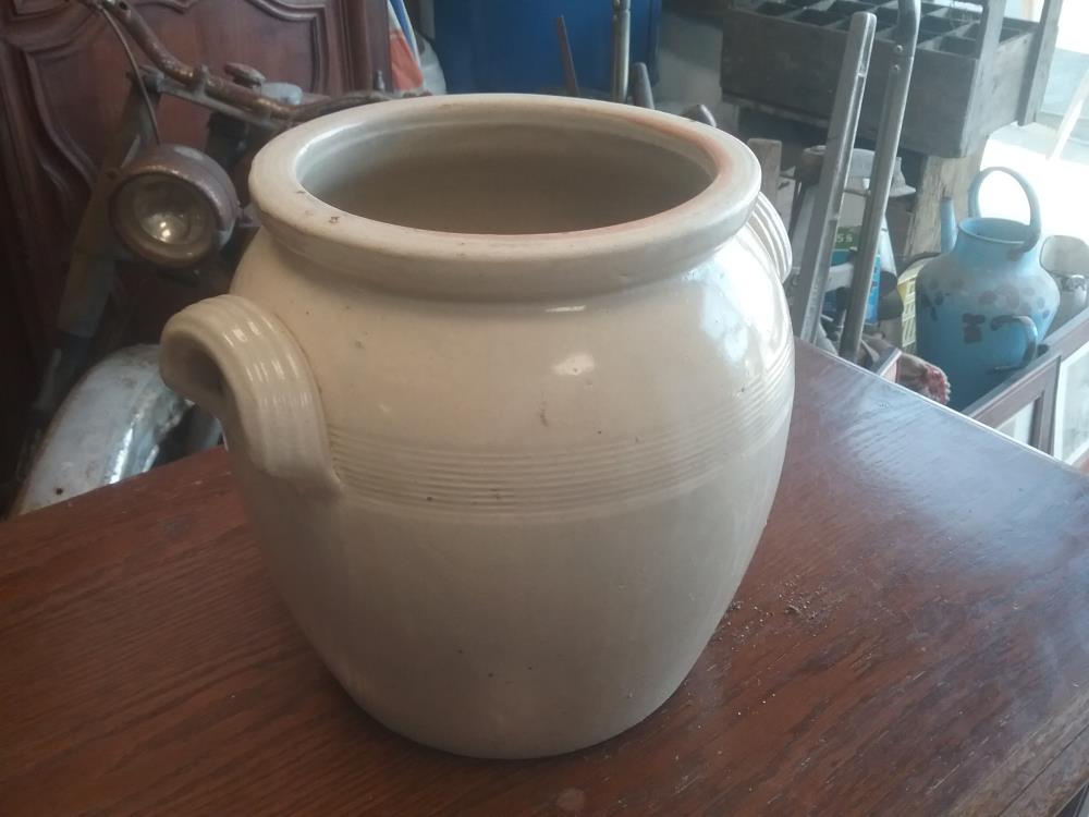 POT A GRAISSE BLANCHE 