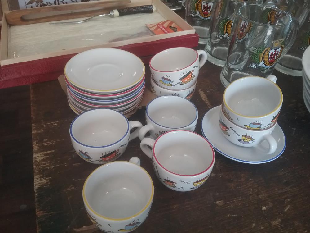 8 PETITES TASSES CAFE COULEUR