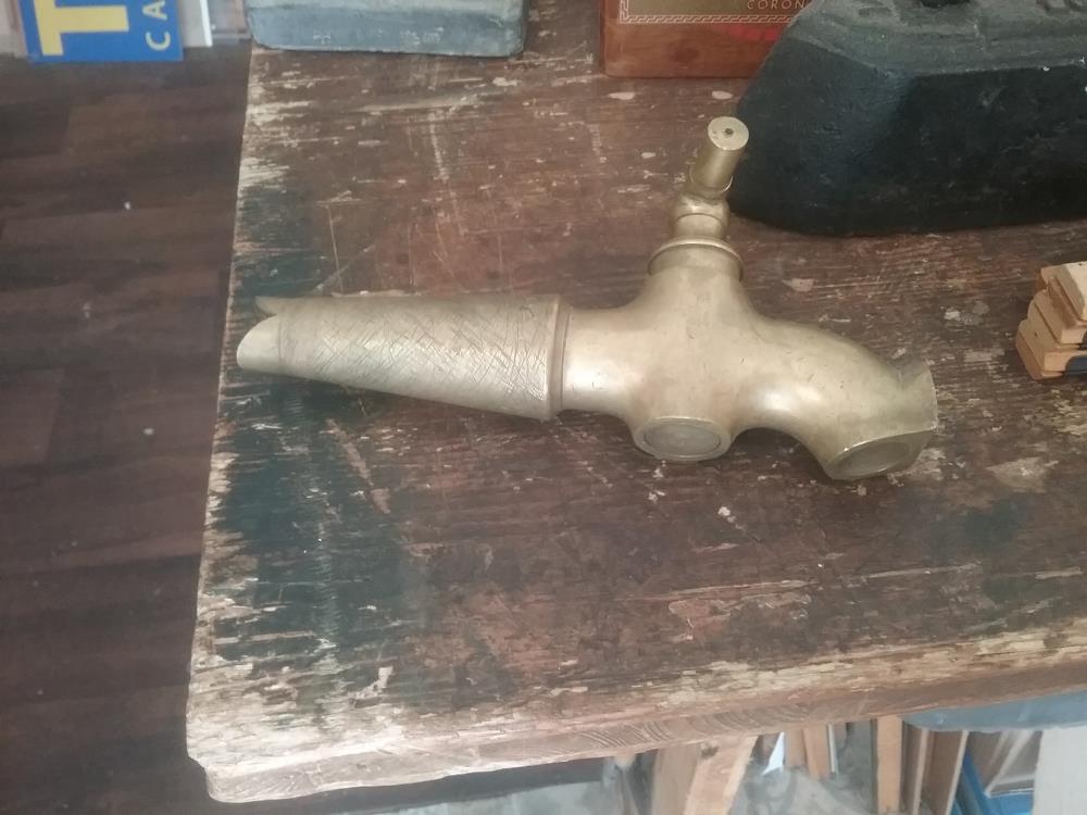 ROBINET BRONZE ANCIEN 