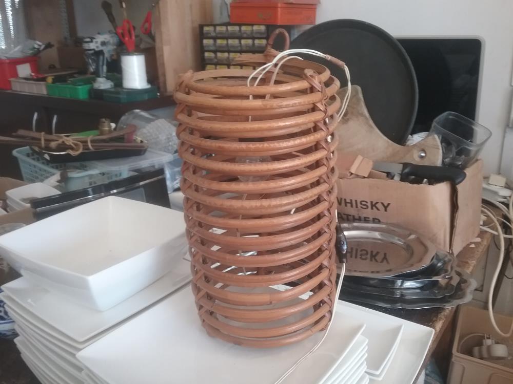 LANTERNE OSIER MURALE