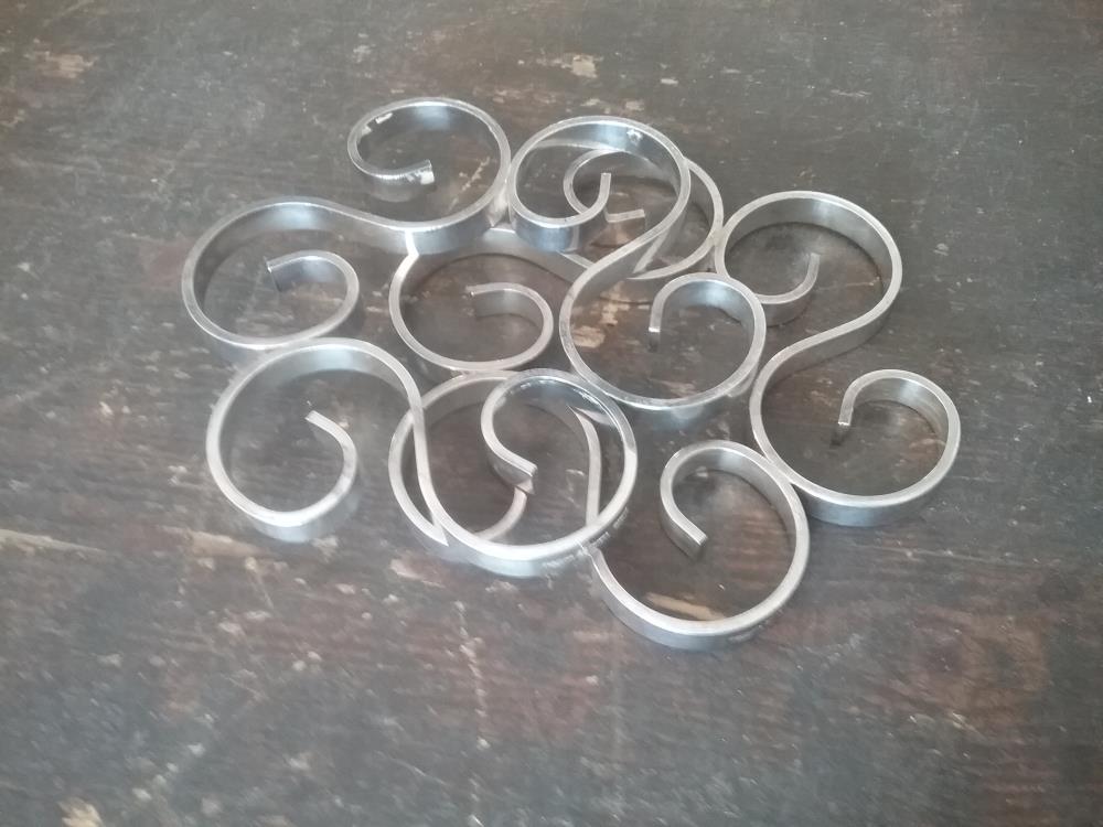 PAIRE DE DESSOUS PLAT GALIA