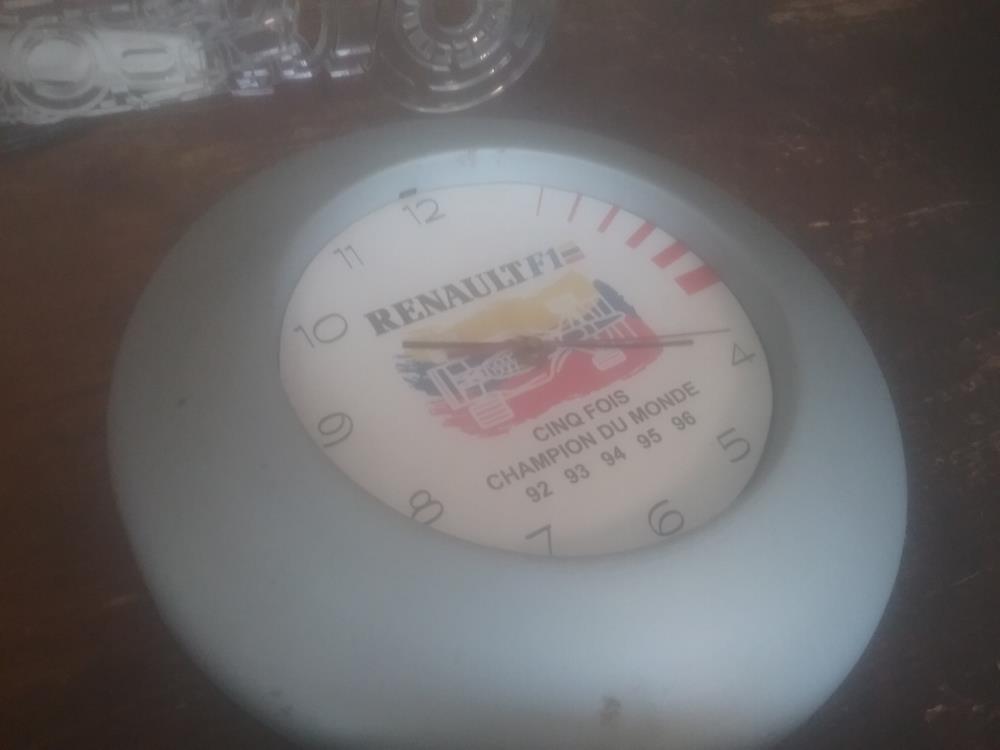 HORLOGE RENAULT 