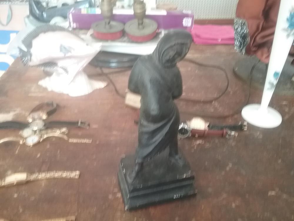 STATUETTE PLATRE