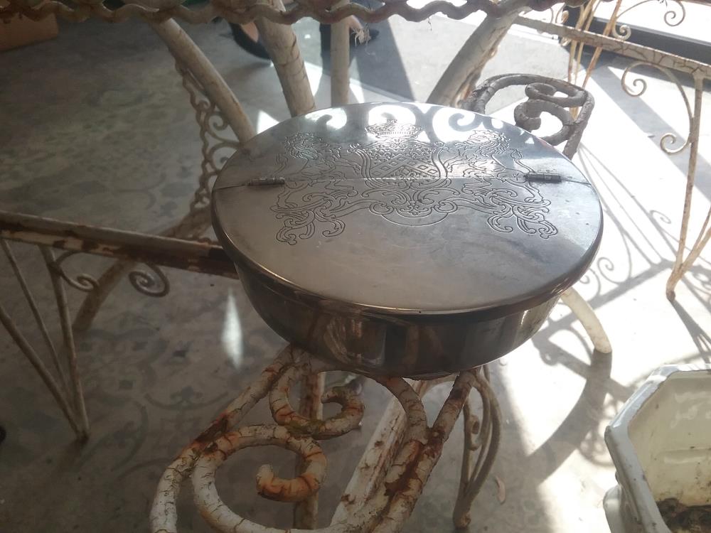 CENDRIER METAL TABLE