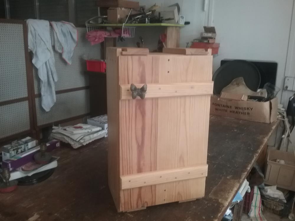 CHEVET CAISSE MUNITION